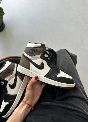 Женские кожаные кроссовки nike air jordan 1 high dark mocha, универсальные и удобные кроссы найк 44