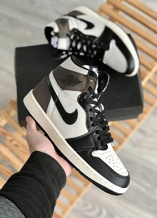 Чоловічі кросівки nike air jordan 1 high чорні-білі для чоловіків найк джорданы шкіряні зручні повсякденні