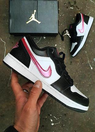 Женские кроссовки nike air jordan low бело-черные для женщин найки аир джордан лоу удобные кожа повседневные 40