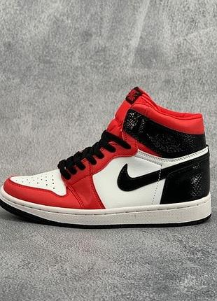 Кроссы найк аир джордан для женщин женские кроссовки nike air jordan 1 high черно-белые удобные кожаные 42