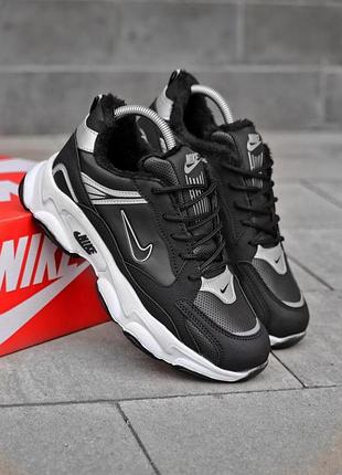 Зимові чоловічі кросівки nike чорні з білою підошвою шкіряні, термо кросівки нью баланс зима з вологозахистом