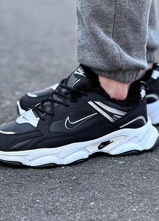 Зимові чоловічі кросівки nike чорні з білою підошвою шкіряні з хутром, кросівки найк стильні повсякденні шкіра утеплені 41