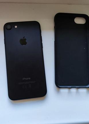Iphone 7
в доброму стані 
32 гб 2