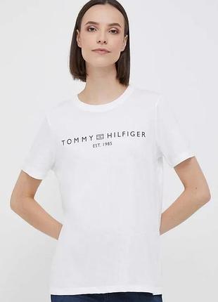 Женская футболка tommy hilfiger белая классическая белая футболка томми хилфигер хлопковая футболка с логотипо l