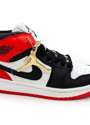 Высокие бело-красные кроссовки nike air jordan 1 retro high. 36. размеры в наличии: 36, 38.