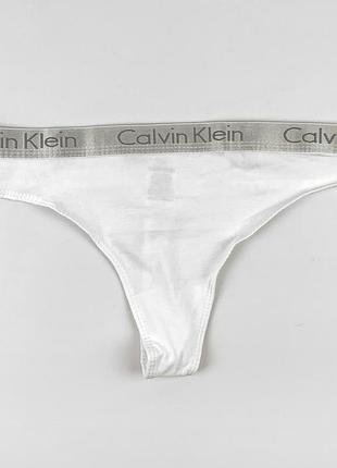 Женские трусики стринги calvin klein коллекция motive cotton lightly lined, цвет белый белый, l