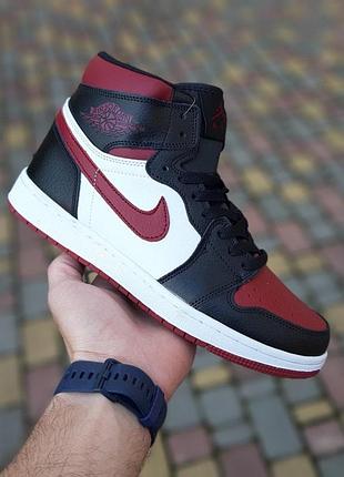 Чоловічі літні кросівки nike air jordan високі білі з чорним з бордовим найк аір джордан 44