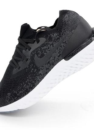 Мужские кроссовки для бега nike epic react flyknit черно-белые. топ качество! 38. размеры в наличии: 38, 39,