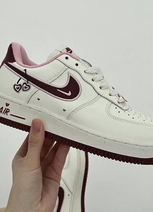 Кросівки nike air force cherry брендовий стиль з ціною на 40% нижче. дефекти на фото.39й.