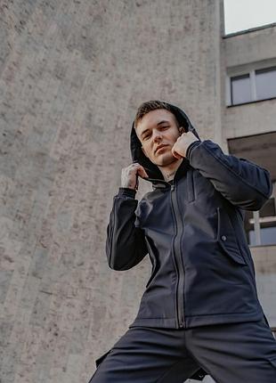 Мужская куртка softshell синяя демисезонная intruder.