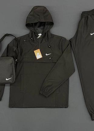Повсякденний чоловічий комплект nike president, чорний однотонний анорак із регульованим капюшоном, штани та барсетка l