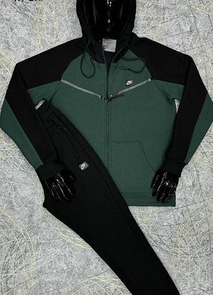 Мужской спортивный костюм утепленный nike m