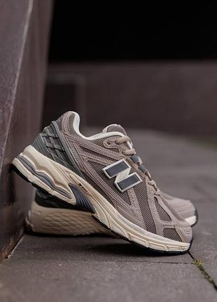 Кроссовки new balance 1906r dark beige бежевые женские