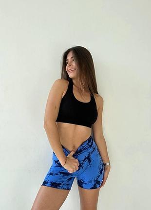 Спортивные шорты женские