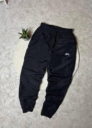 Спортивные штаны stussy nylon pants мужские черные m