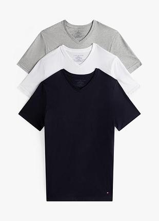 Набор мужских футболок tommy hilfiger (7438516291116) v-neck undershirt m 3 шт комбинированные