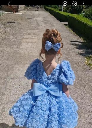 Платье праздничное