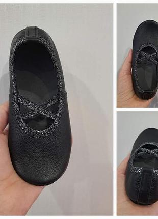 Чешки кожанные детские черные для сада утренника 18