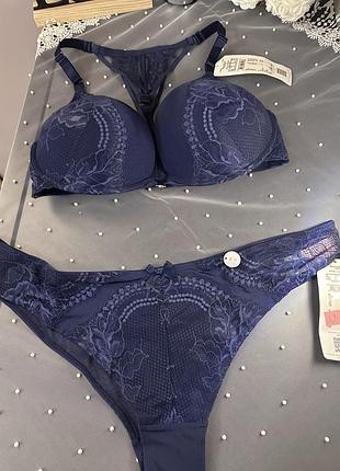 Шикарний комплект hunkemoller