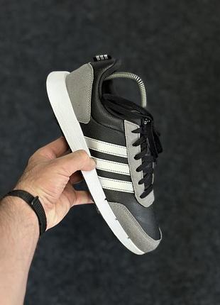 Кросівки adidas
