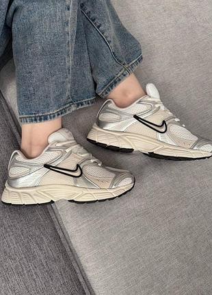 Nike v5 rnr white beige silver black