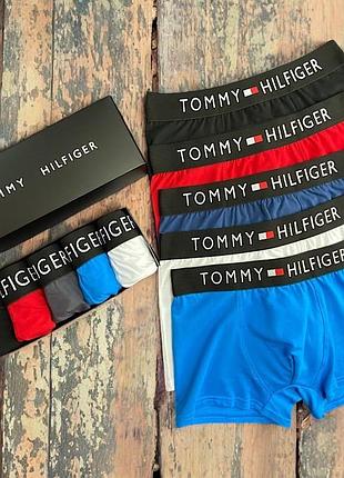 Боксеры трусы мужские tommy hilfiger 5 шт набор в подарочной упаковке боксеры трусы чоловічі труси боксери exz0
