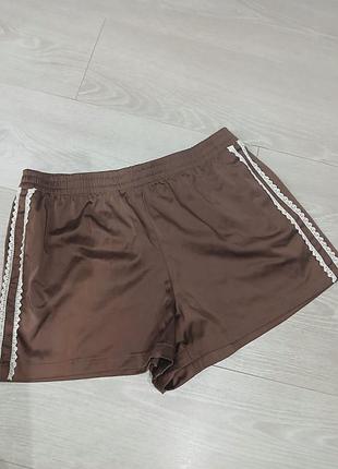 Женские шорты zara