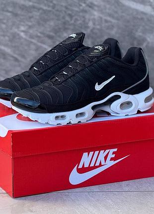 Мужские демисезонные кроссовки nike air max tn plus черно-белые стильные молодежные кроссовки для мужчин