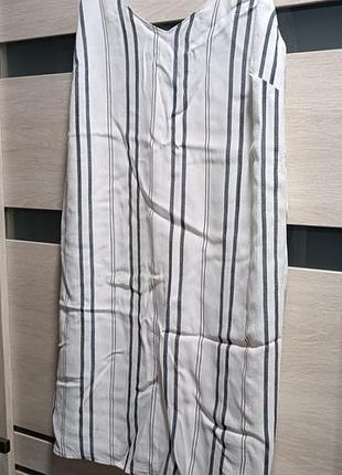 Легкий сарафанчик bershka