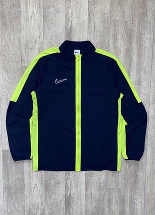 Легенька олімпійка від nike