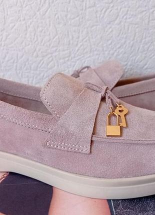 Женские лоферы loro piana,лиловые замшевые туфли лоро пиана мокасины 38