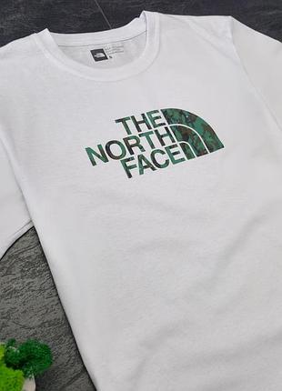 Мужская футболка the north face белого цвета