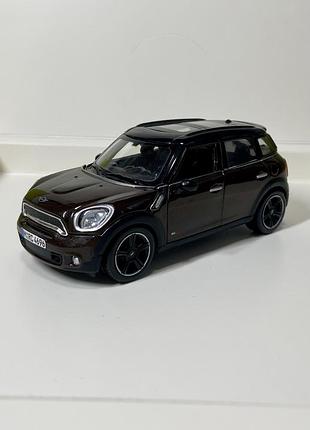 Машинка mini cooper countryman s 1/24 maisto