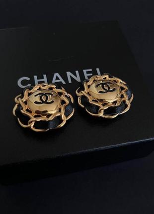 Chanel кліпси