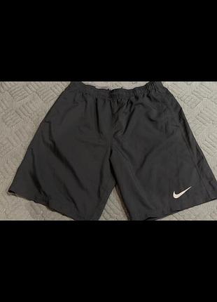 Чоловічі шорти nike
