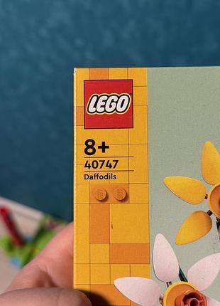 Конструктор lego iconic нарциси 40747 6