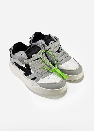 Off-white sponge mid top white/grey 4