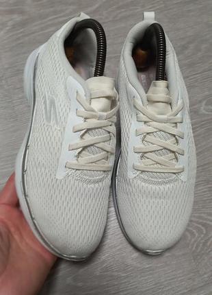 Женские кроссовки skechers 37 размер