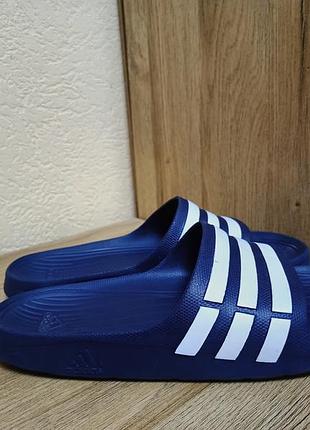 Шлепанцы adidas