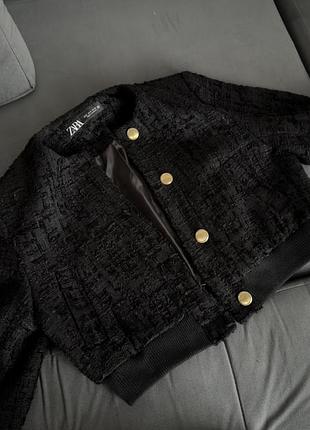 Твідовий бомбер zara