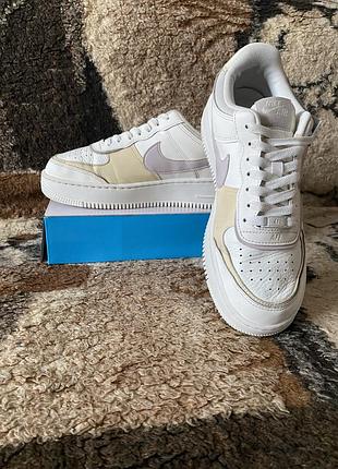 Оригінальні кросівки nike air