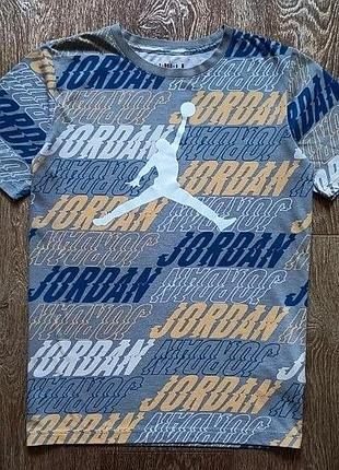 Серая мужская футболка air jordan размер s
