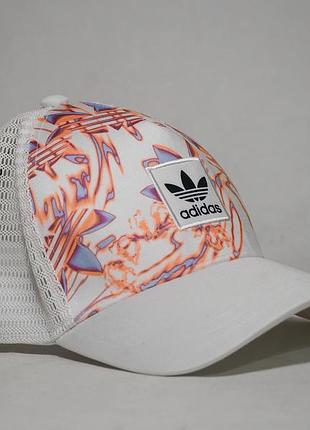 Кепка с сеткой adidas originals с принтом тракер snapback trucker cap