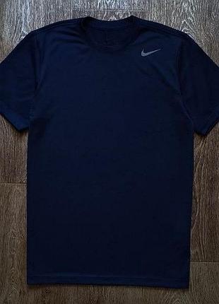 Синяя мужская спортивная футболка nike pro combat размер s