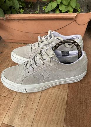 Низкие замшевые кеды converse