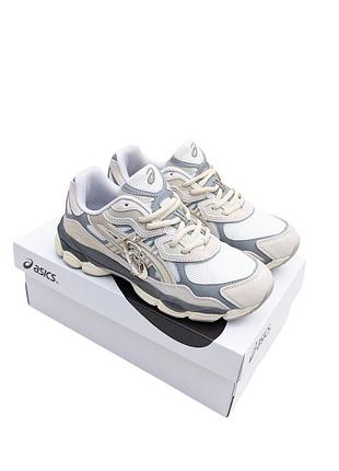 Кроссовки asics gel nyc светлые (унисекс)