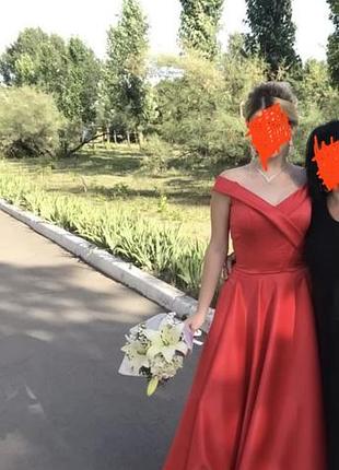 Випускна/ вечірня червона сукня