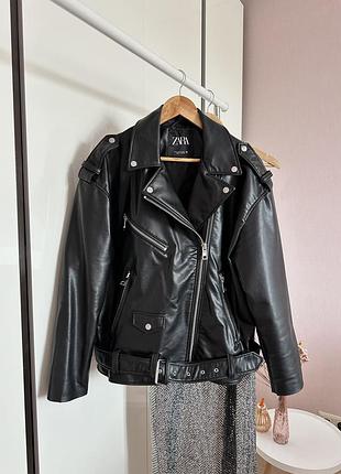 Куртка косуха оверсайз з еко шкіри від zara