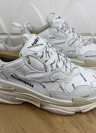 Чоловічі кросівки balenciaga triple s