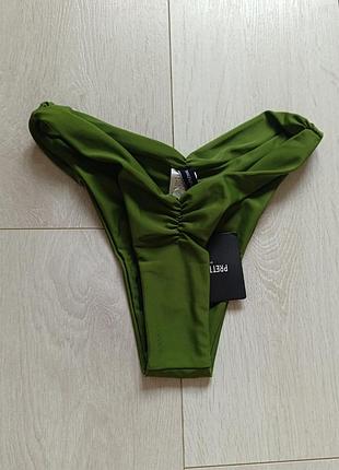 Зеленые плавочки базовый низ купальника иццы pretty little thing xs s 6 8 34 36 42 44
